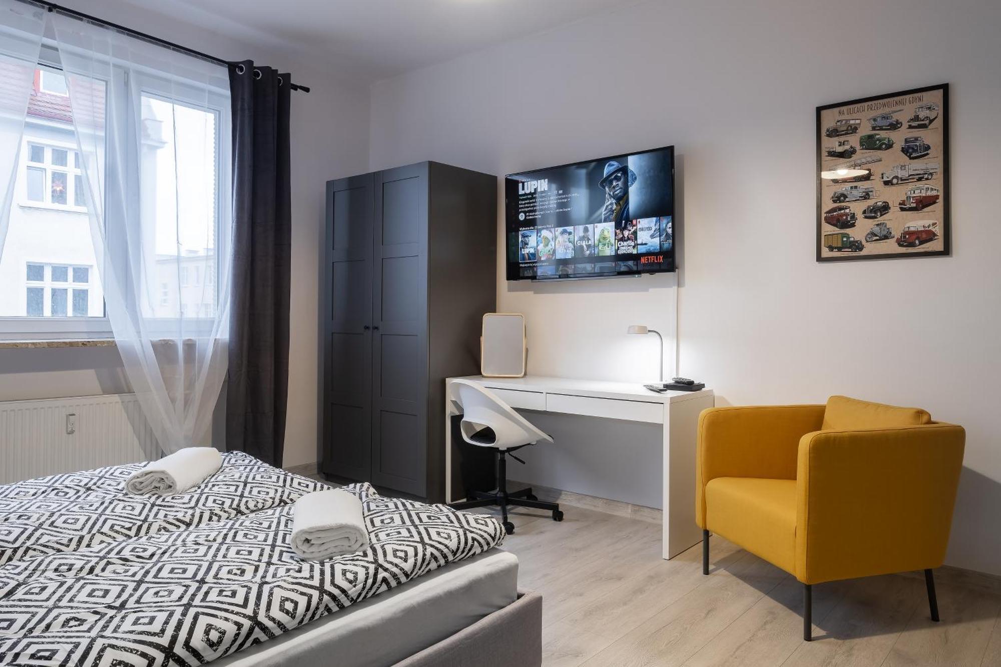 23 Gdynia Centrum - Apartament Mieszkanie Dla 8Os Bagian luar foto